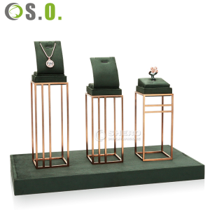 Metal Display Bracelet Stand Showcase Watch Display Props C Ring Stand Holder For Retail Store Exhibition