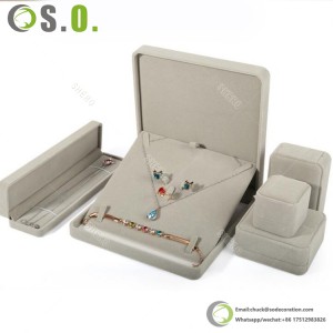 Wholesale Custom Velvet Jewelry Box With Logo Luxury Pendant Earring Bracelet Necklace Ring Box Velvet jewelry Packaging Box
