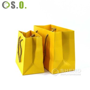 Custom Cloth Yellow Retail for Small Business Your Own logo Print Paper Gift Bag Branded Luxury Shopping Bags with Logos