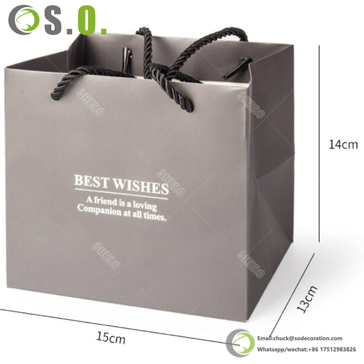 Custom Print Personalised Luxury Packaging Boutique Shopping Gift Paper Bags with Handles and Logo