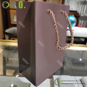 Custom Eco-Friendly Paper Gift Bags with Screen Printing Promotion Packaging Use Your Own Logo