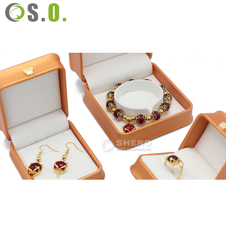 Custom Logo Jewelry Display Packaging Box Set PU Leather Gift Box for Necklace Earrings Ring with Custom Logo Lock Packaging