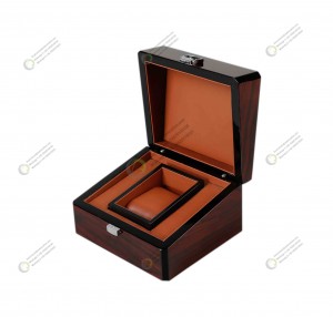 High Quality Deluxe Smart Watch Packaging Storage Single Custom Logo High Glossy Wooden Watch Box Luxury And With Accessories