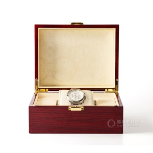 Fashionable Luxury Big Single Wood Watch Box Lacquered Of Best Men Women Custom Logo Gift Storage Couple Display