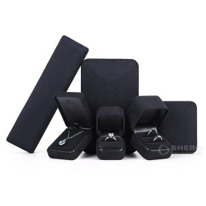 Luxury Black Velvet Iron Box Custom Logo Satin Insert Ring Pendant Jewellery Packaging Box