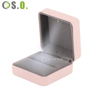 High quality Hot selling Custom logo pink Metal jewelry storage box iron Jewel packaging box for ring earring