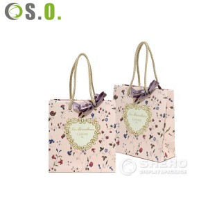 Custom Luxury Clothing Retail Bag Packing Pink Gift Bag Shopping Packaging Paper Bags With Handles