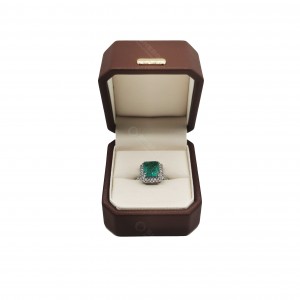 Custom PU Jewelry Box Soft Velvet Lining Gift Packaging for Pendant