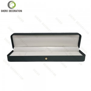 Elegant PU Leather Bracelet Jewelry Gift Box Soft Interior For Jewelry Retail Packaging