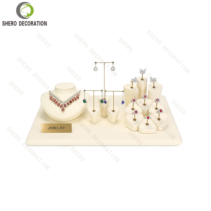 Jewelry Display Props  (2)
