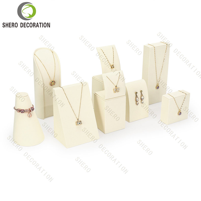 Jewelry Display Props (44)