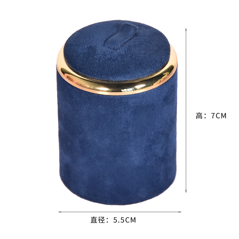 蓝色