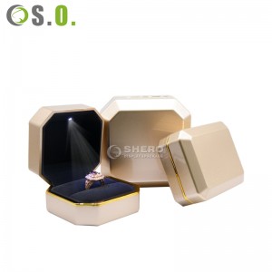 New design led light jewelry packaging box led jewelry ring box with logo