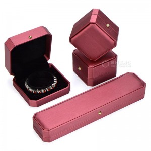 Luxury European Red Jewelry Box High Quality Pu Leather Packaging Pendant Bracelet Custom Jewelry Gift Box