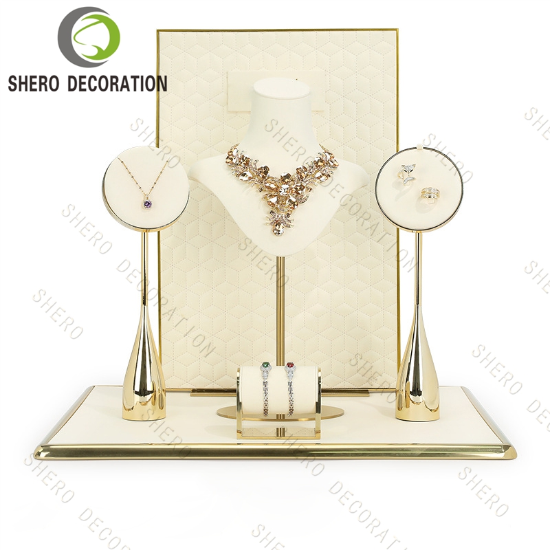 jewelry props (17)