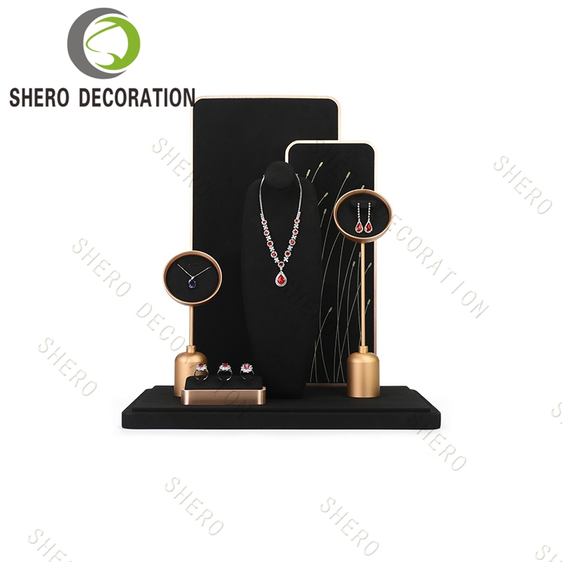jewelry props (9)